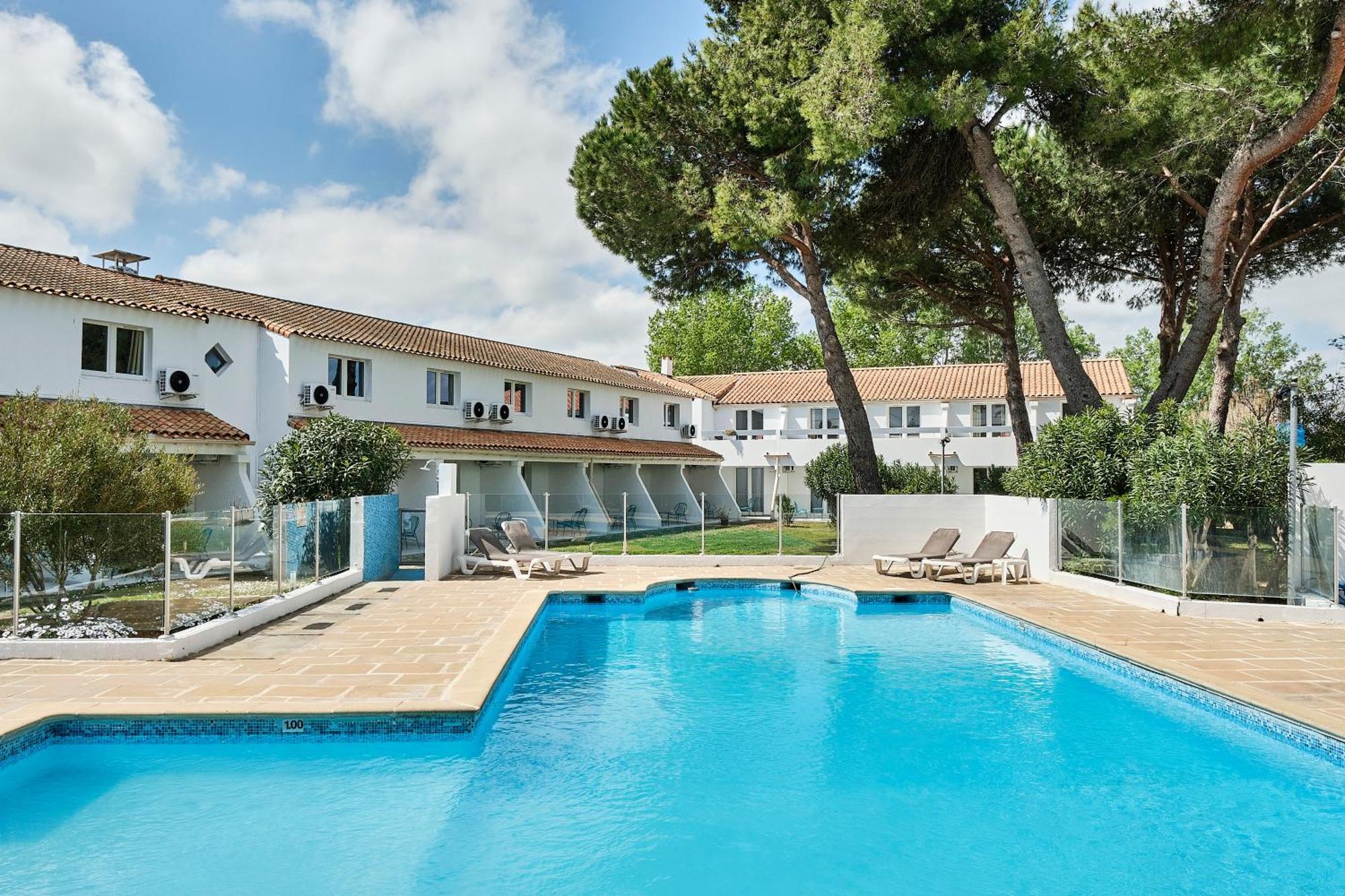Artemia Aigues-Mortes - Hotel Avec Piscine 外观 照片