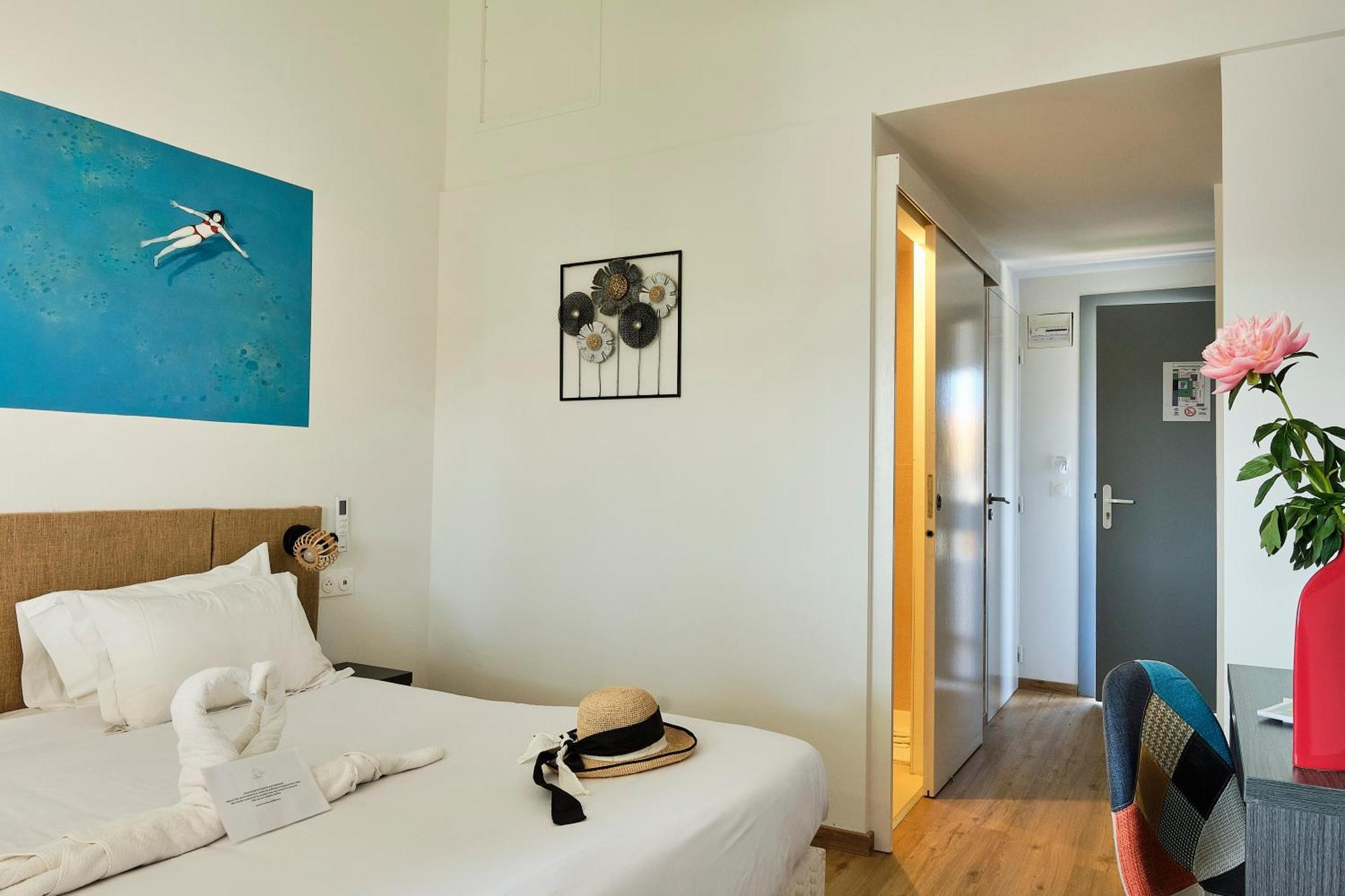 Artemia Aigues-Mortes - Hotel Avec Piscine 外观 照片