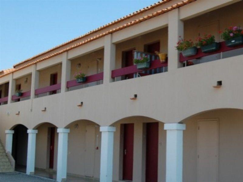 Artemia Aigues-Mortes - Hotel Avec Piscine 外观 照片