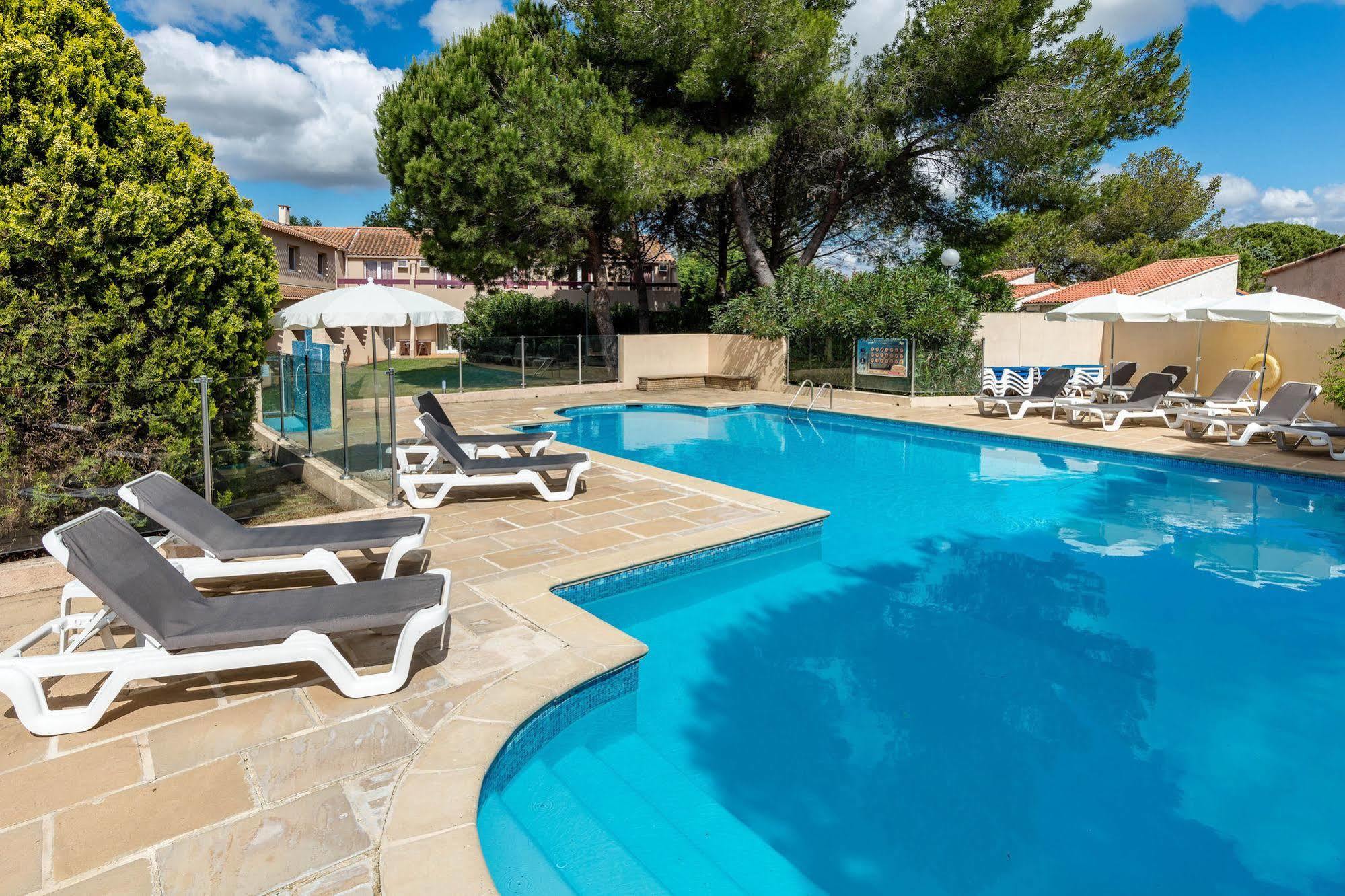 Artemia Aigues-Mortes - Hotel Avec Piscine 外观 照片